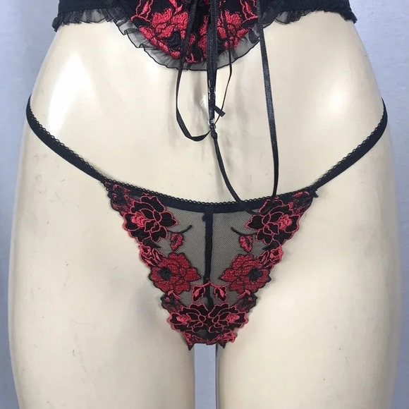 Leg Avenue Size Small 1990’s V Crop 2pc Lace Corset Cami Top w/G-String New - Picture 2 of 4